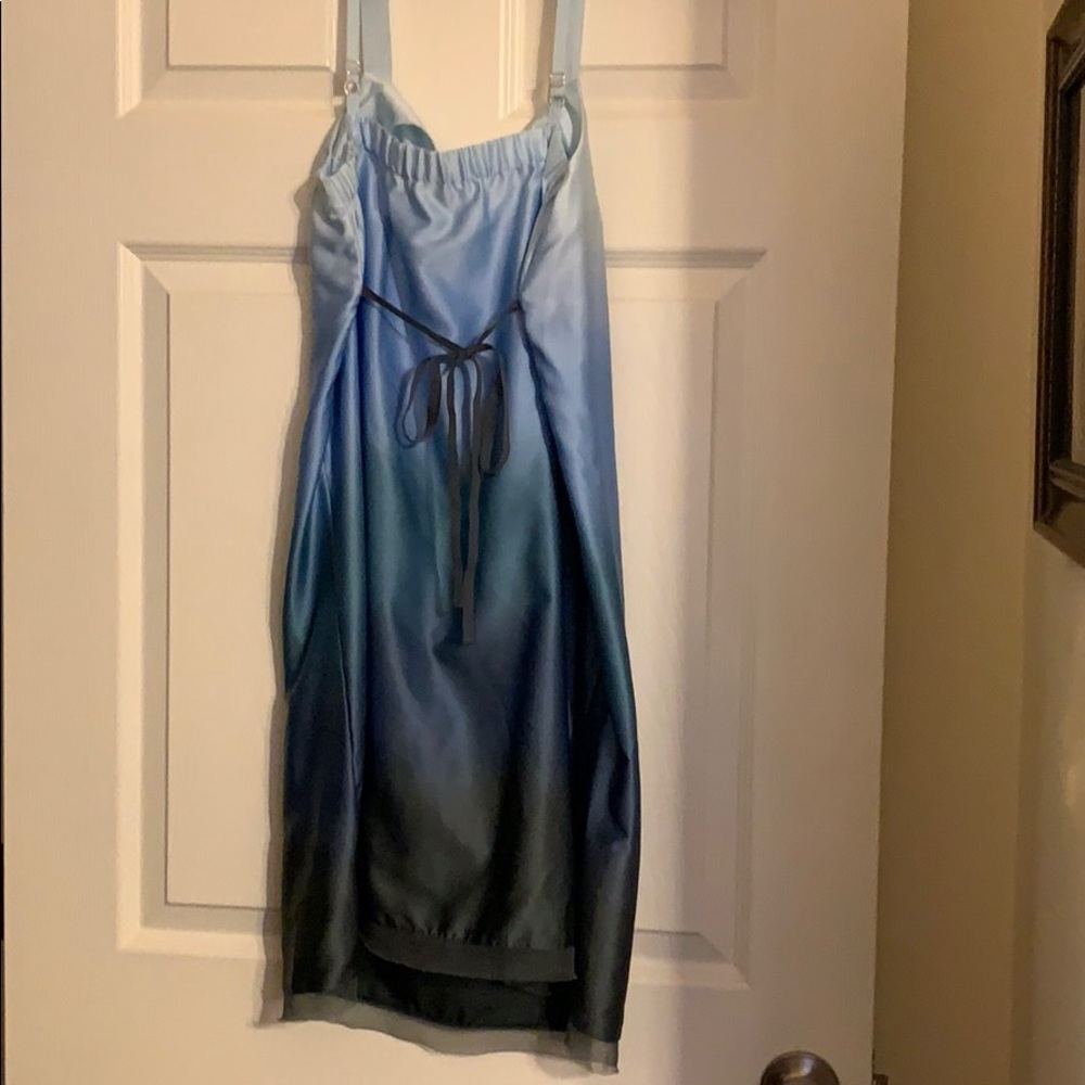 Intimates - Picture 3 of 4